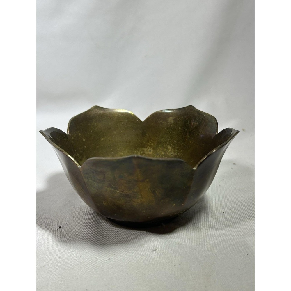 Vintage Brass Flower Shaped Bowl Dish MCM Ashtray Decorative Decor  2.5" Tall